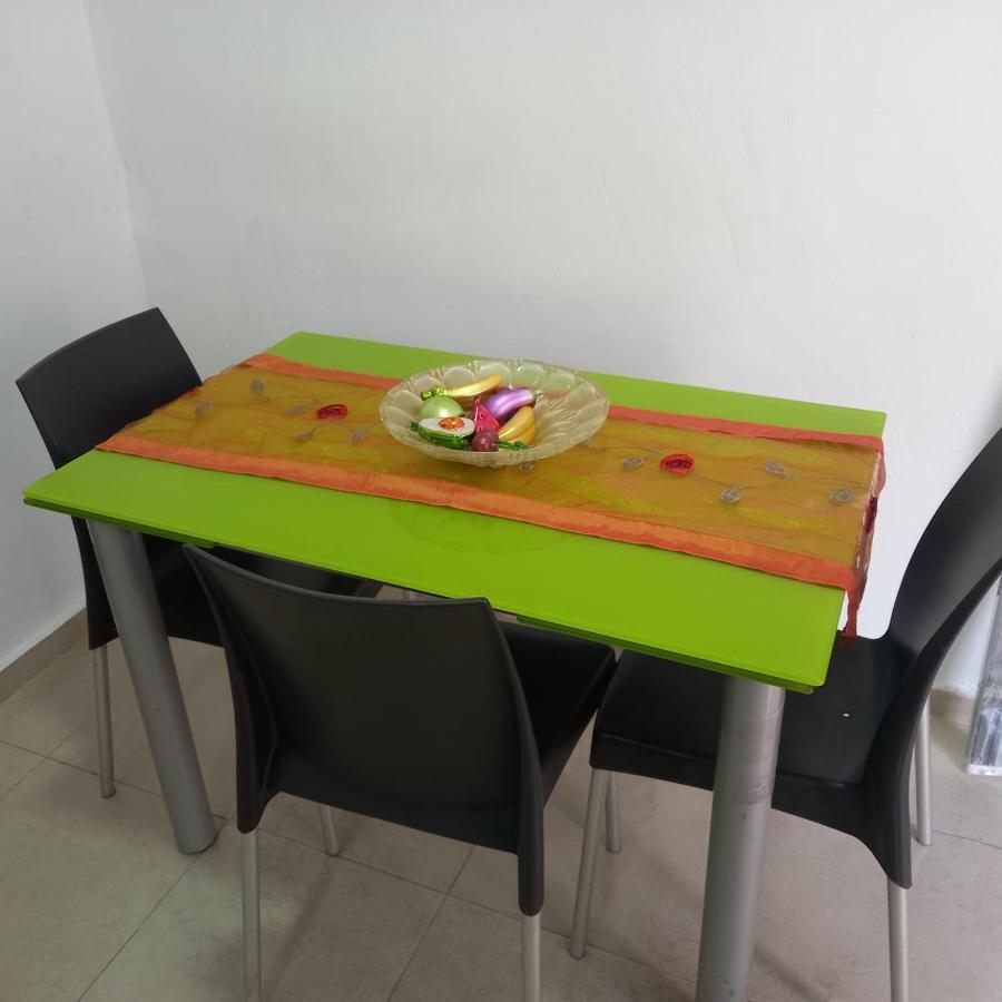 Emma Lovely Room With Private Bathroom 阿利坎特 外观 照片