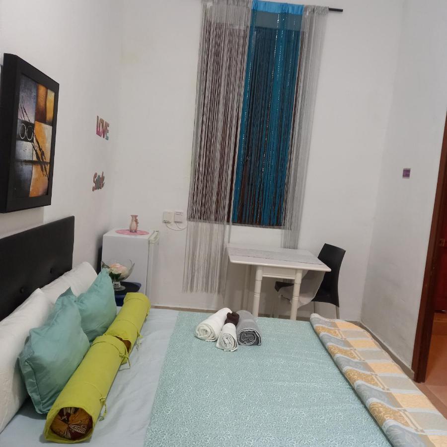 Emma Lovely Room With Private Bathroom 阿利坎特 外观 照片